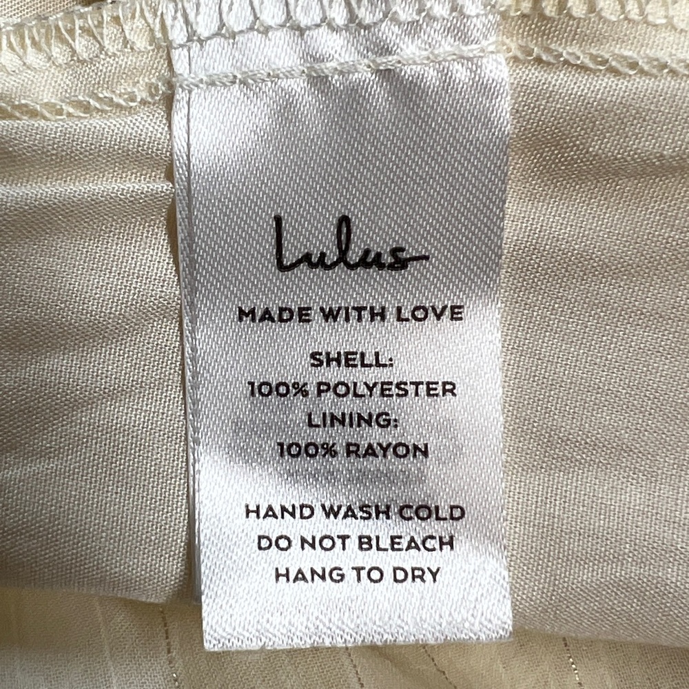 Lulu’s NWT Cream Dotted Ruffled Wrap Midi Dress - S - Picture 10 of 11